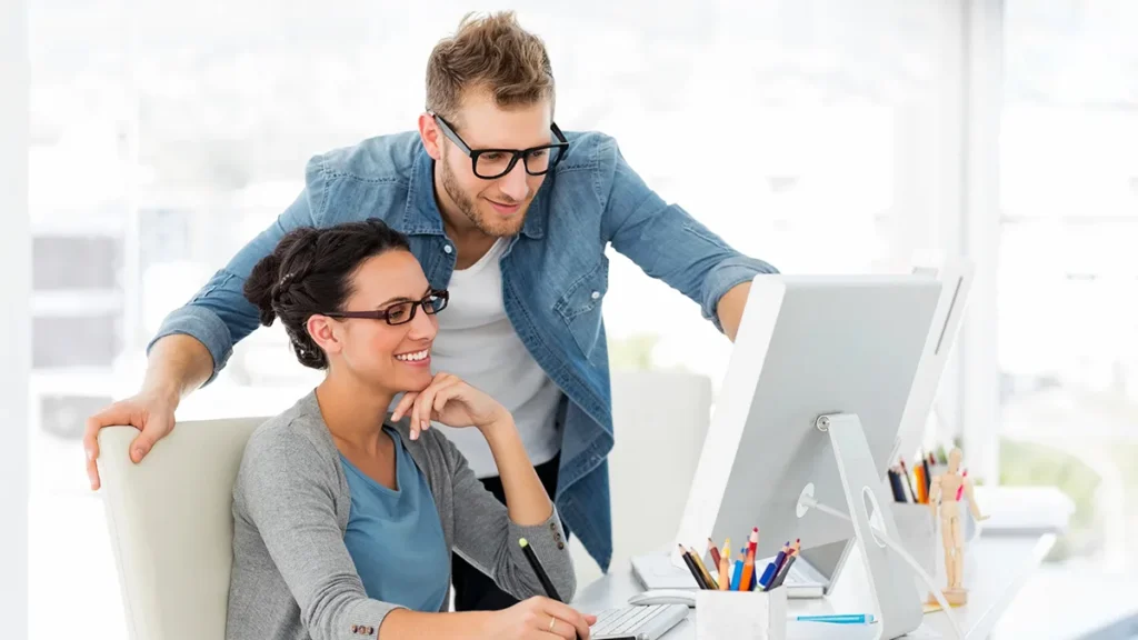 Servicii SEO vs. publicitate plătită: Ce alegere